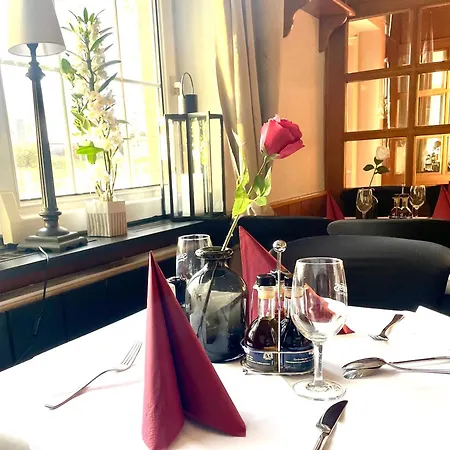 Und Restaurant Gartenstadt Oda ve Kahvaltı Erfurt