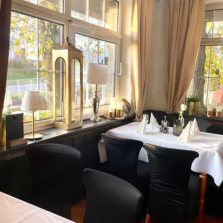 Und Restaurant Gartenstadt B&B 에르푸르트