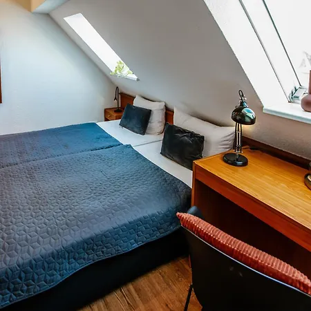 Und Restaurant Gartenstadt B&B 에르푸르트